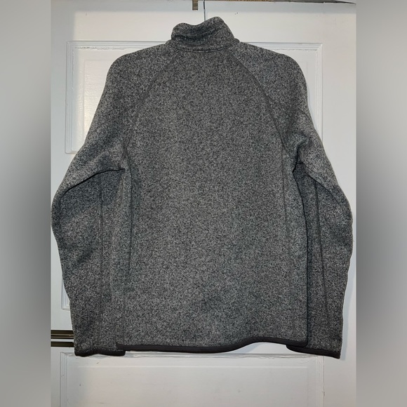 Men’s Patagonia 1/4 zip - Picture 2 of 4